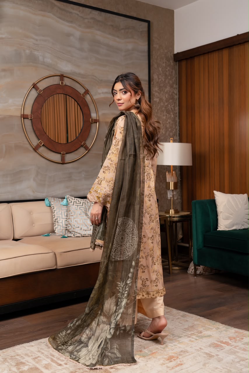 Mehreen By Munira Designer Graceful Heritage Lawn Suit