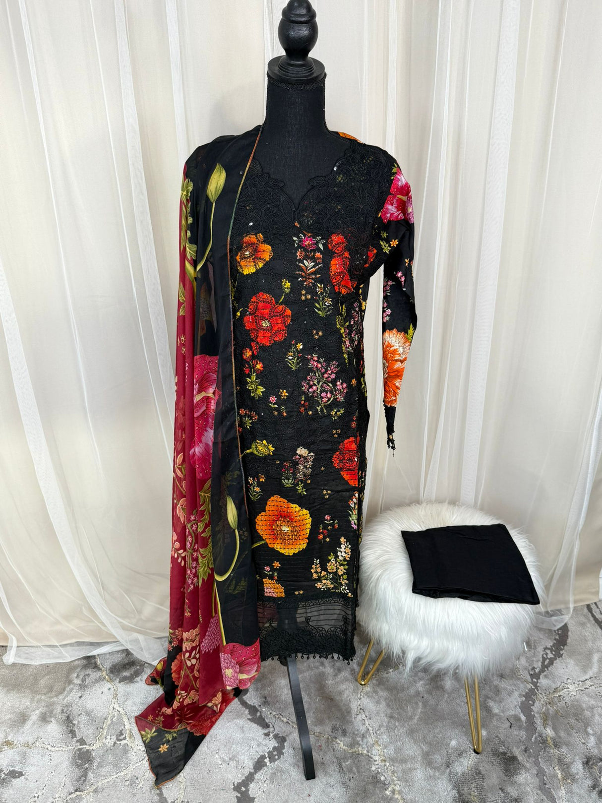 Luxury Embroidered Lawn Ready To Ship