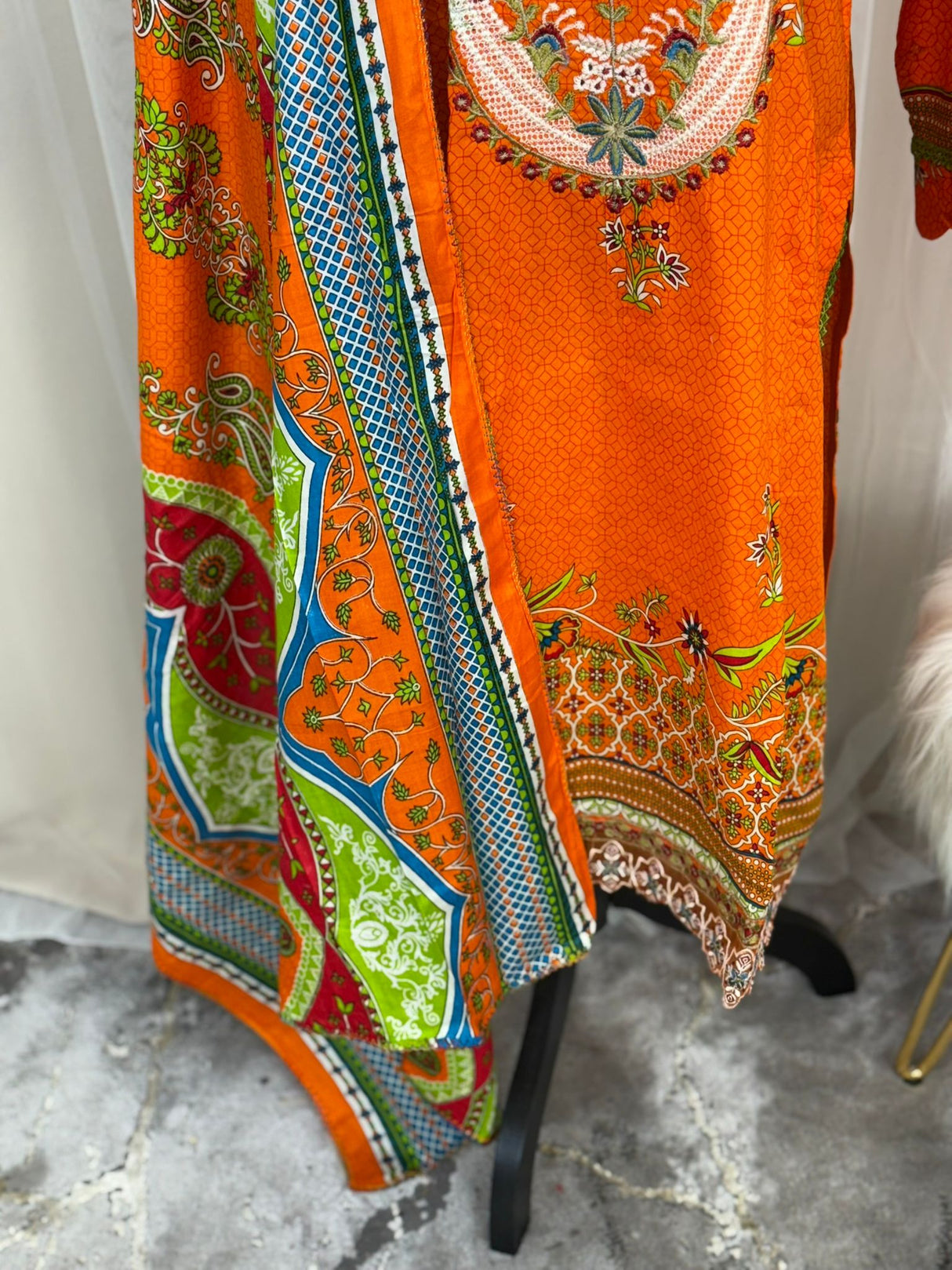 Luxury Embroidered Lawn Ready To Ship