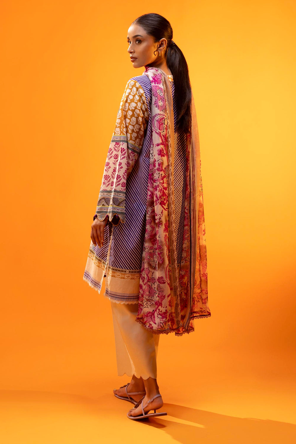 Mahay by Sana Safinaz Luxury Collection