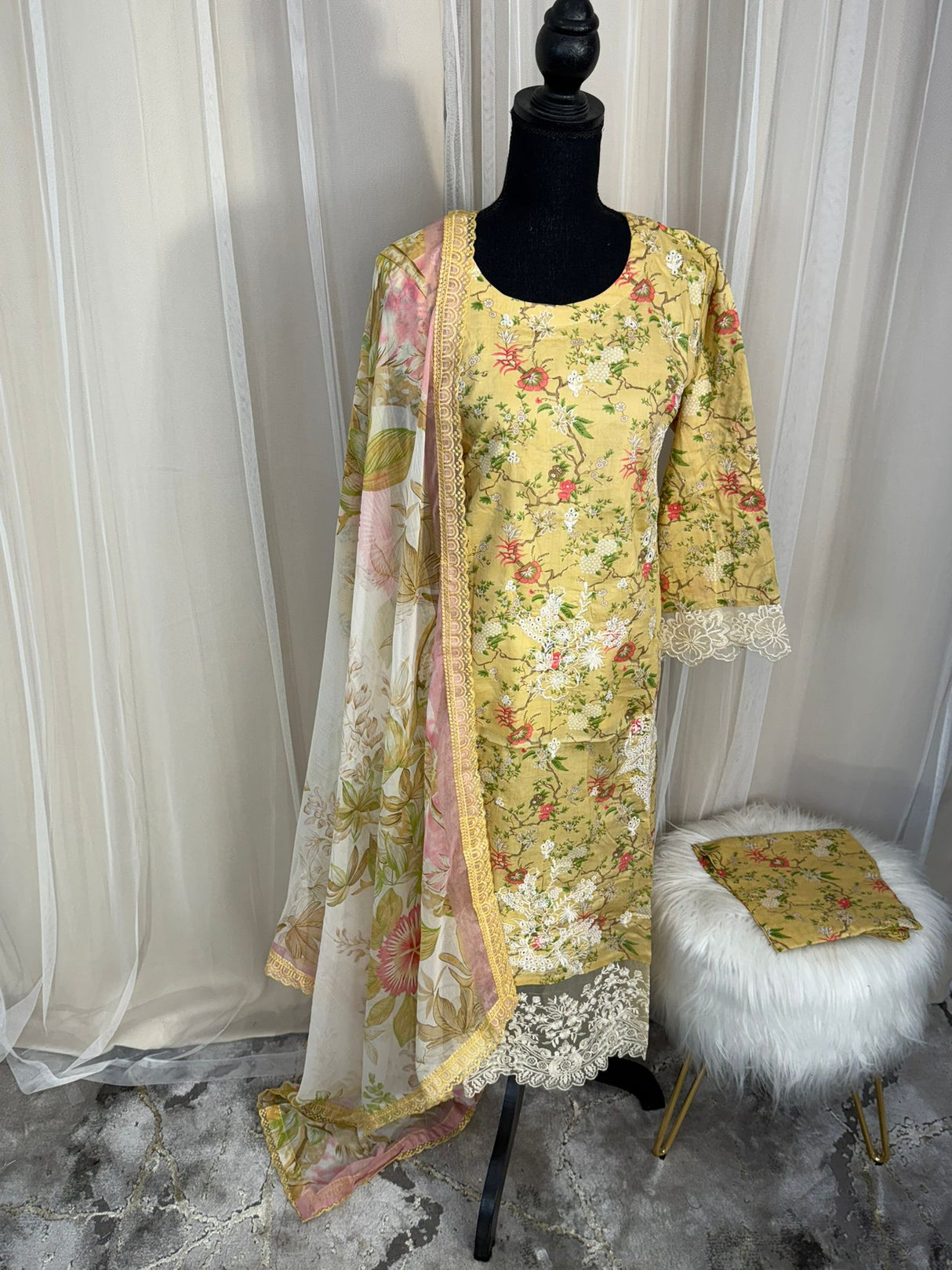 Luxury Embroidered Lawn Ready To Ship