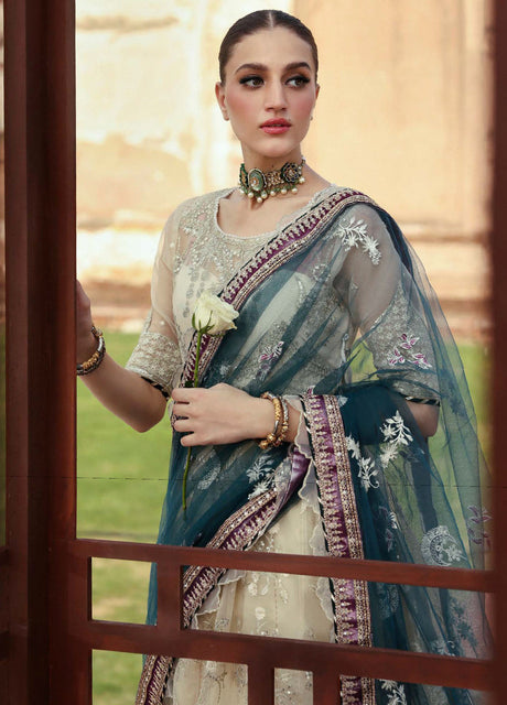 Parishay Jahanara Luxury Formals