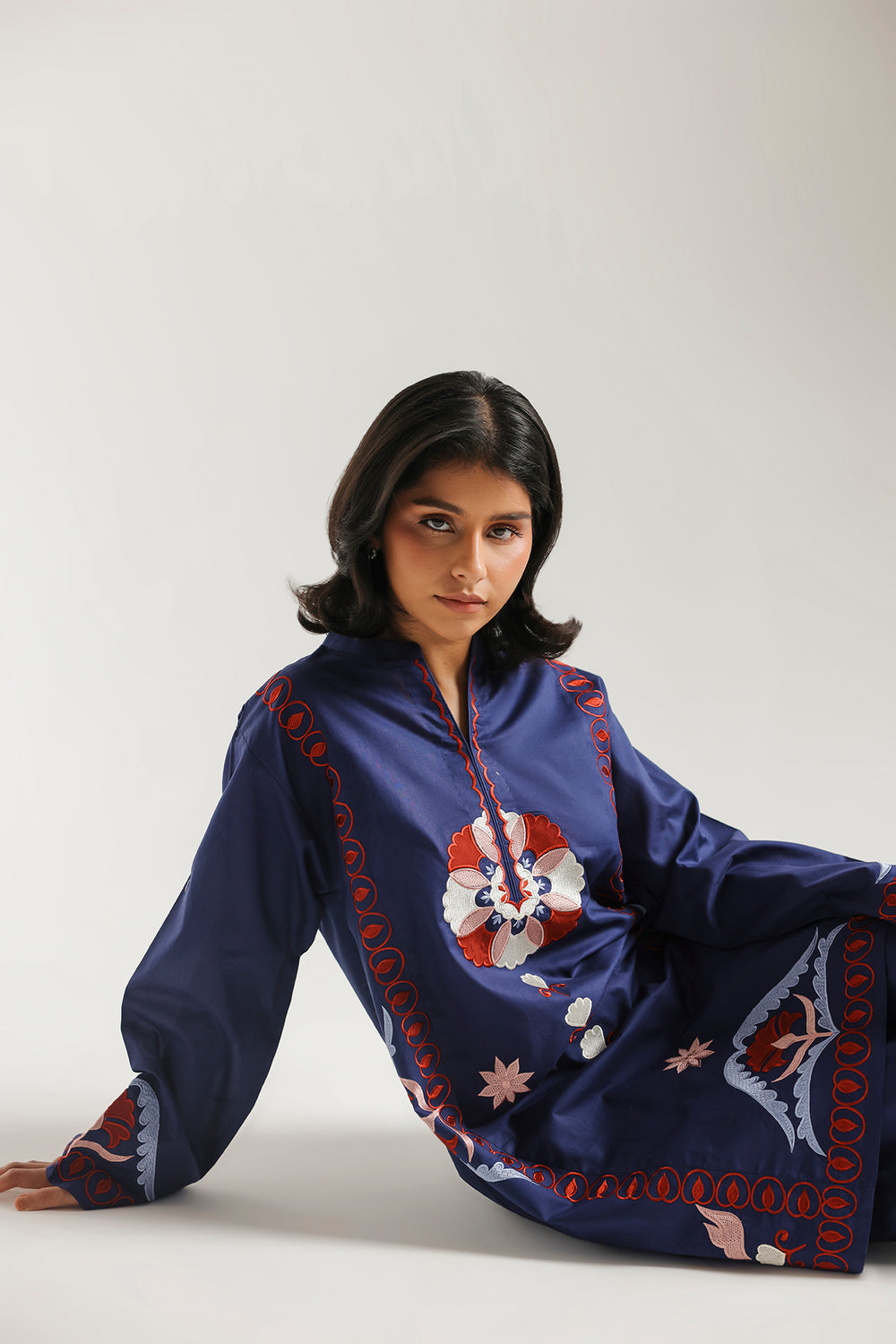 Ethnic Embroidered 2pc Suit