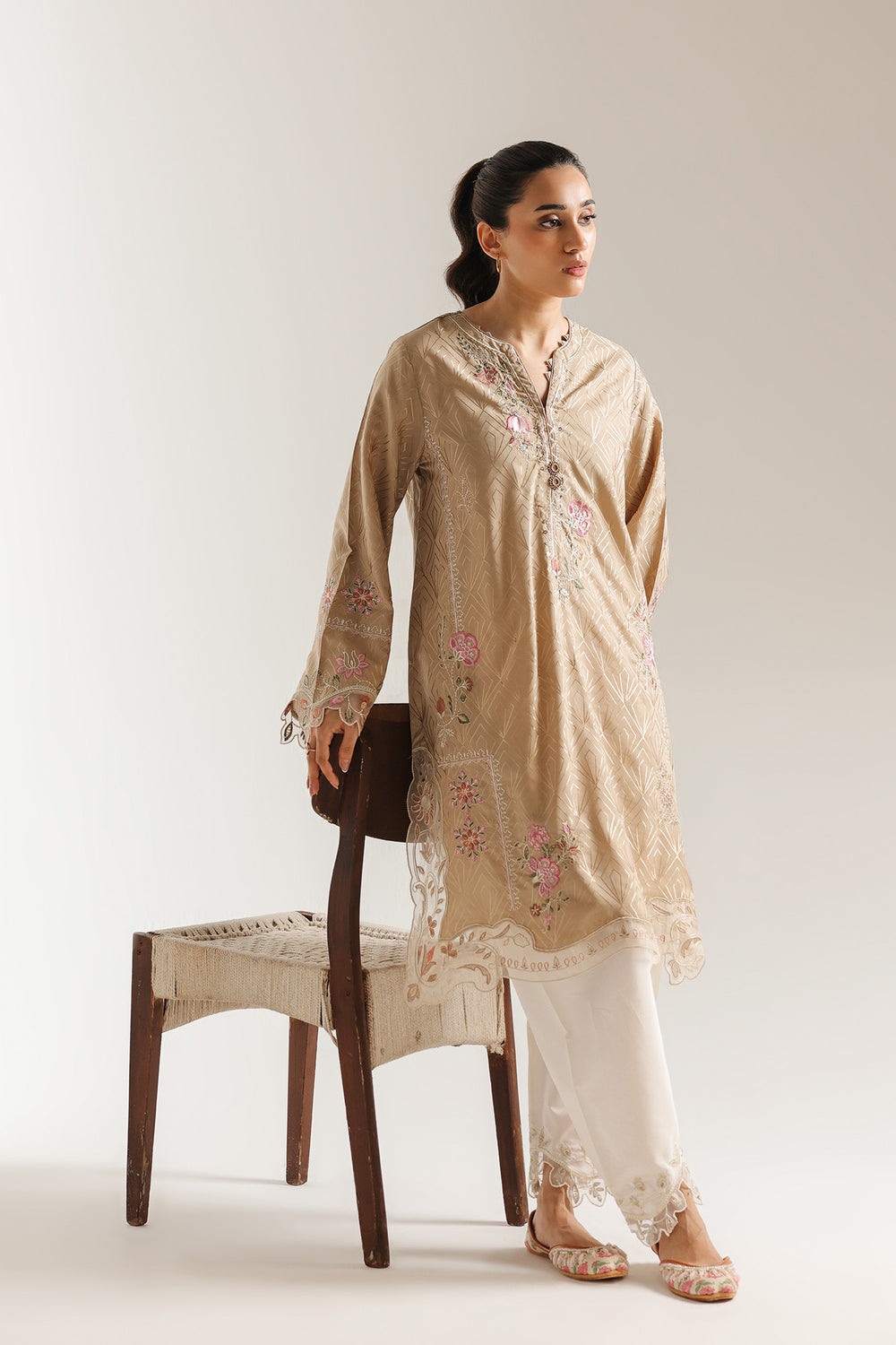 Ethnic Embroidered 2pc Suit