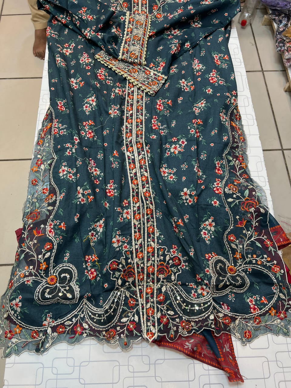 BIN SAEED EMBROIDERED COLLECTION