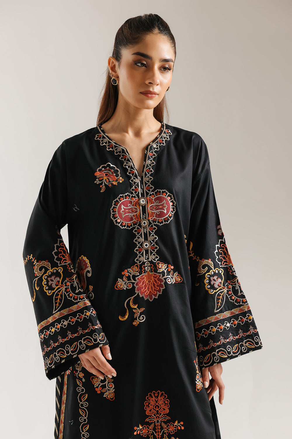 Ethnic Embroidered 2pc Suit