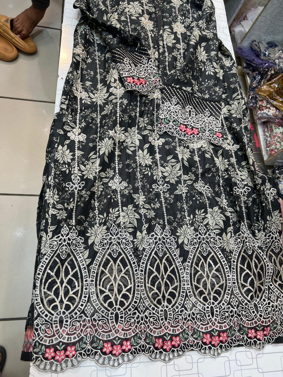 BIN SAEED EMBROIDERED COLLECTION