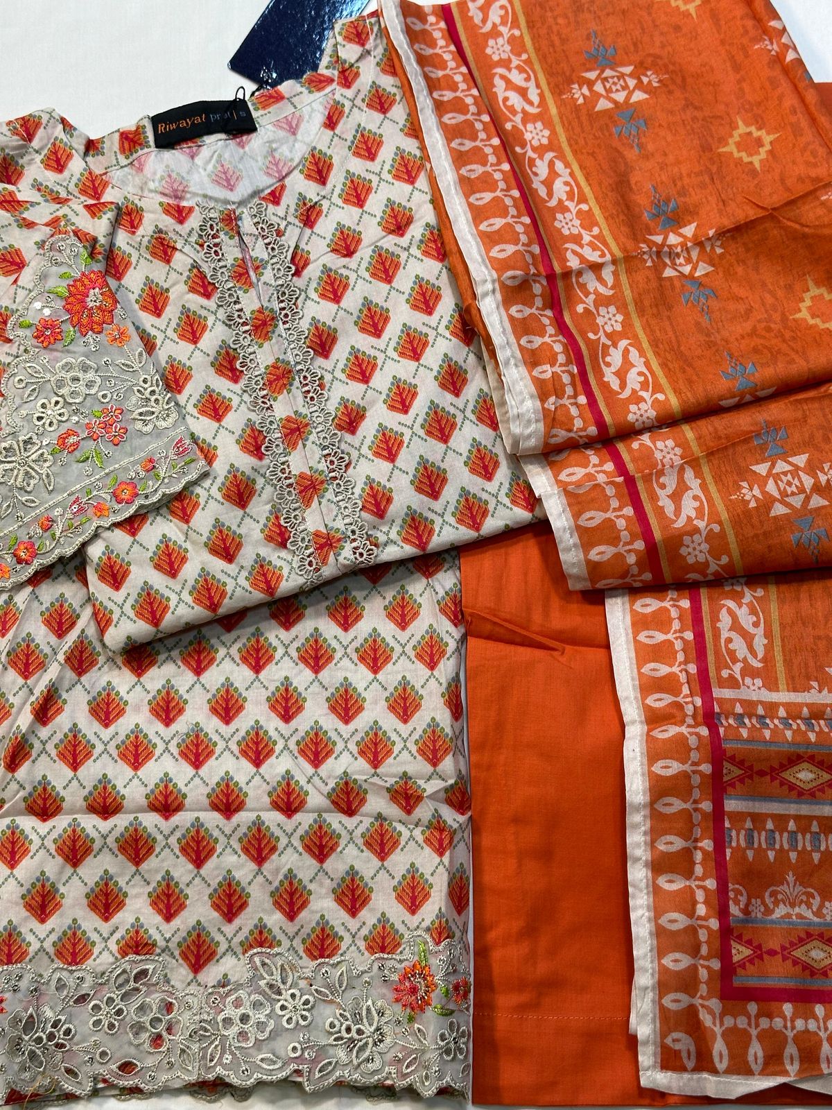 Riwayat  Embroidered Cotton Collection