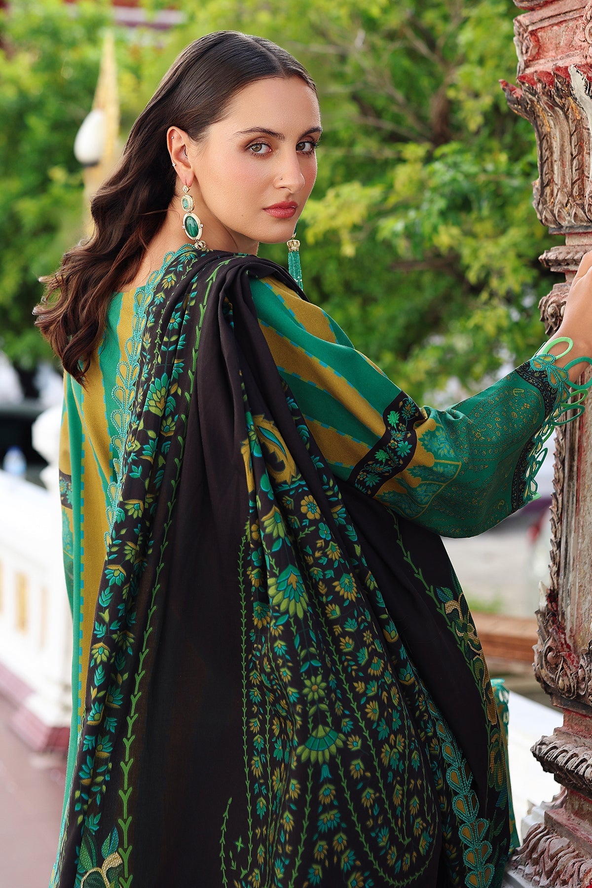 Aniiq By Charizma Embroidered Suit