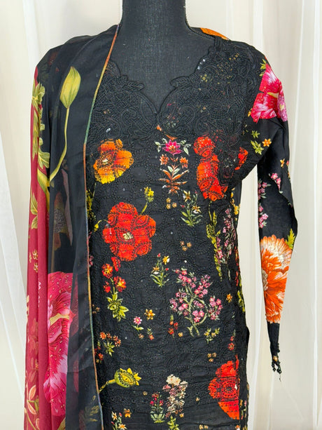Luxury Embroidered Lawn Ready To Ship