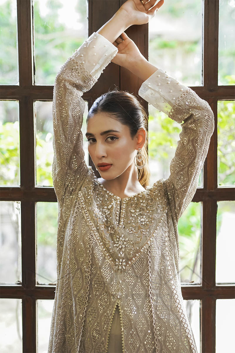 Pearl Symphony by Mona Embroidery Luxury Collection