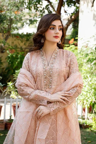 Pearl Symphony by Mona Embroidery Luxury Collection