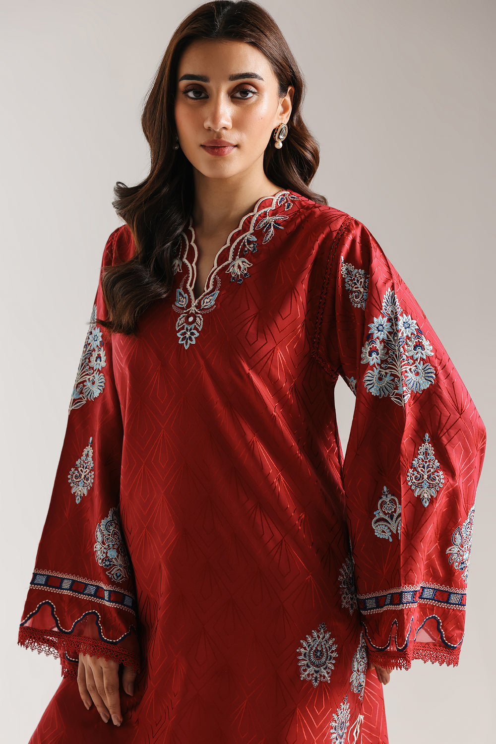 Ethnic Embroidered 2pc Suit