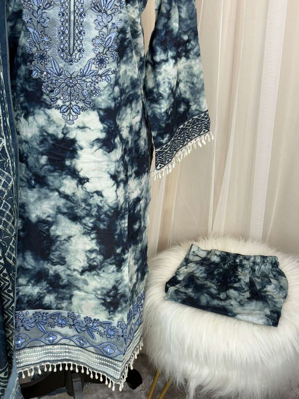 Luxury Embroidered Lawn Ready To Ship