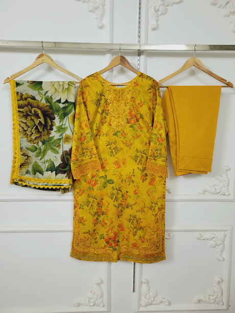 Noer by Gulljee Embroidery lawn