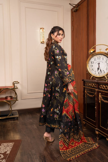 Munira Designers Embroidered Lawn