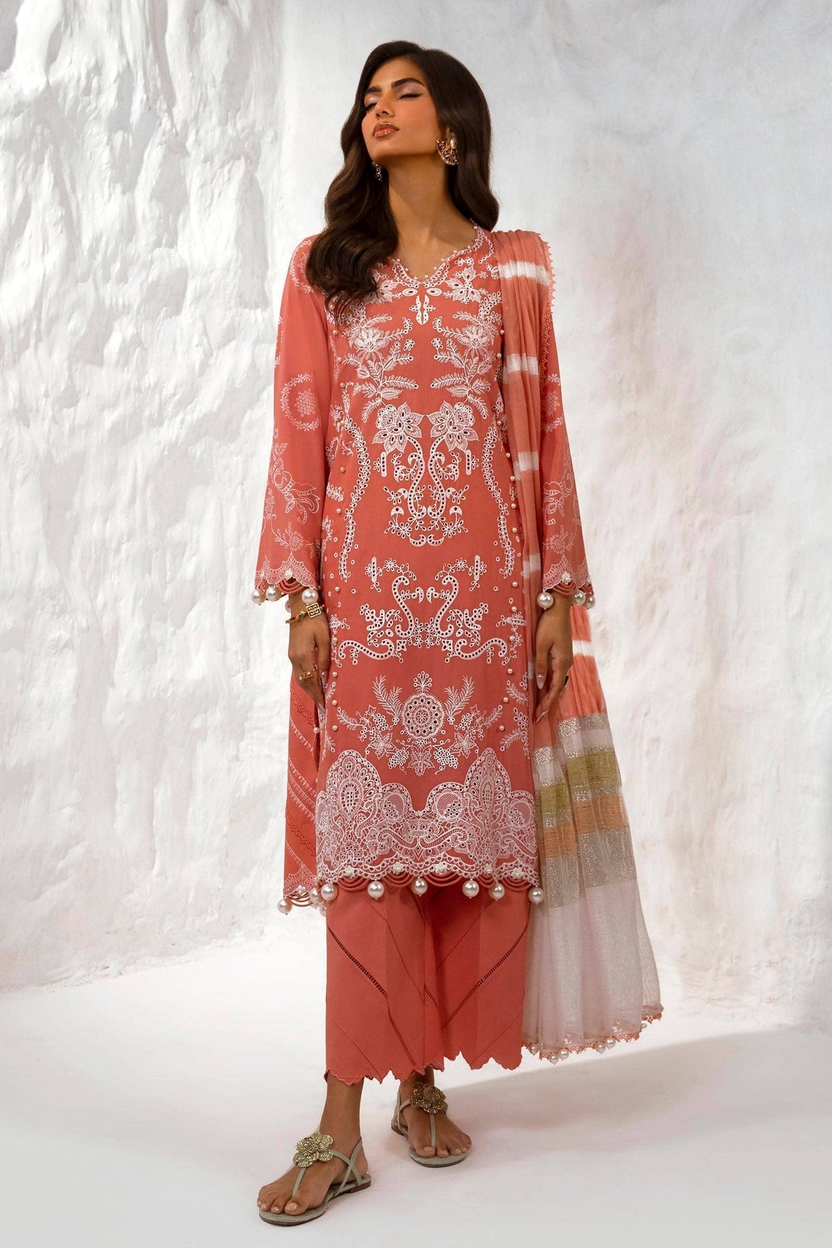 Muzlin by Sanasafinaz Luxury Collection