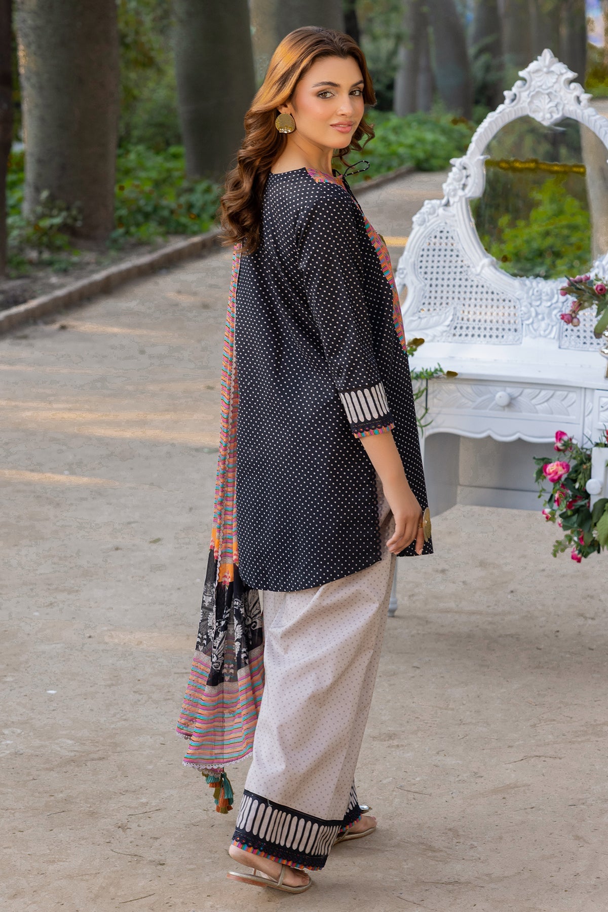 Charizma 3-PC Printed Lawn Suit