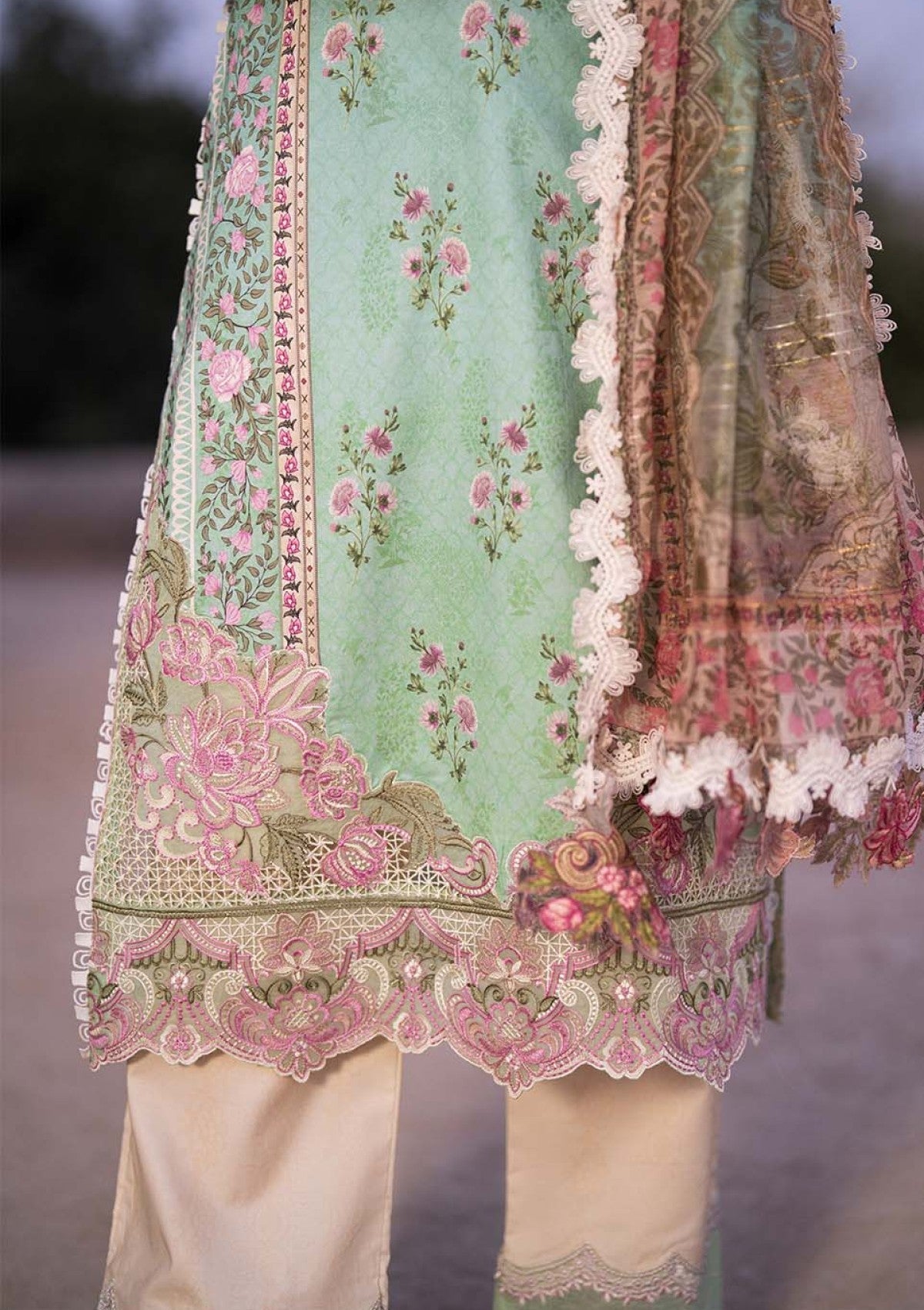 Zarqash Luxury Lawn Collection