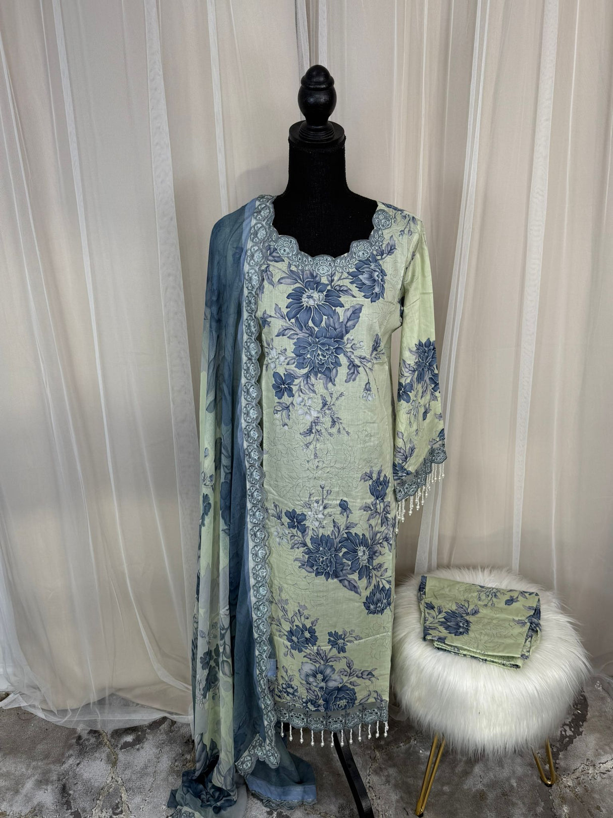 Luxury Embroidered Lawn Ready To Ship