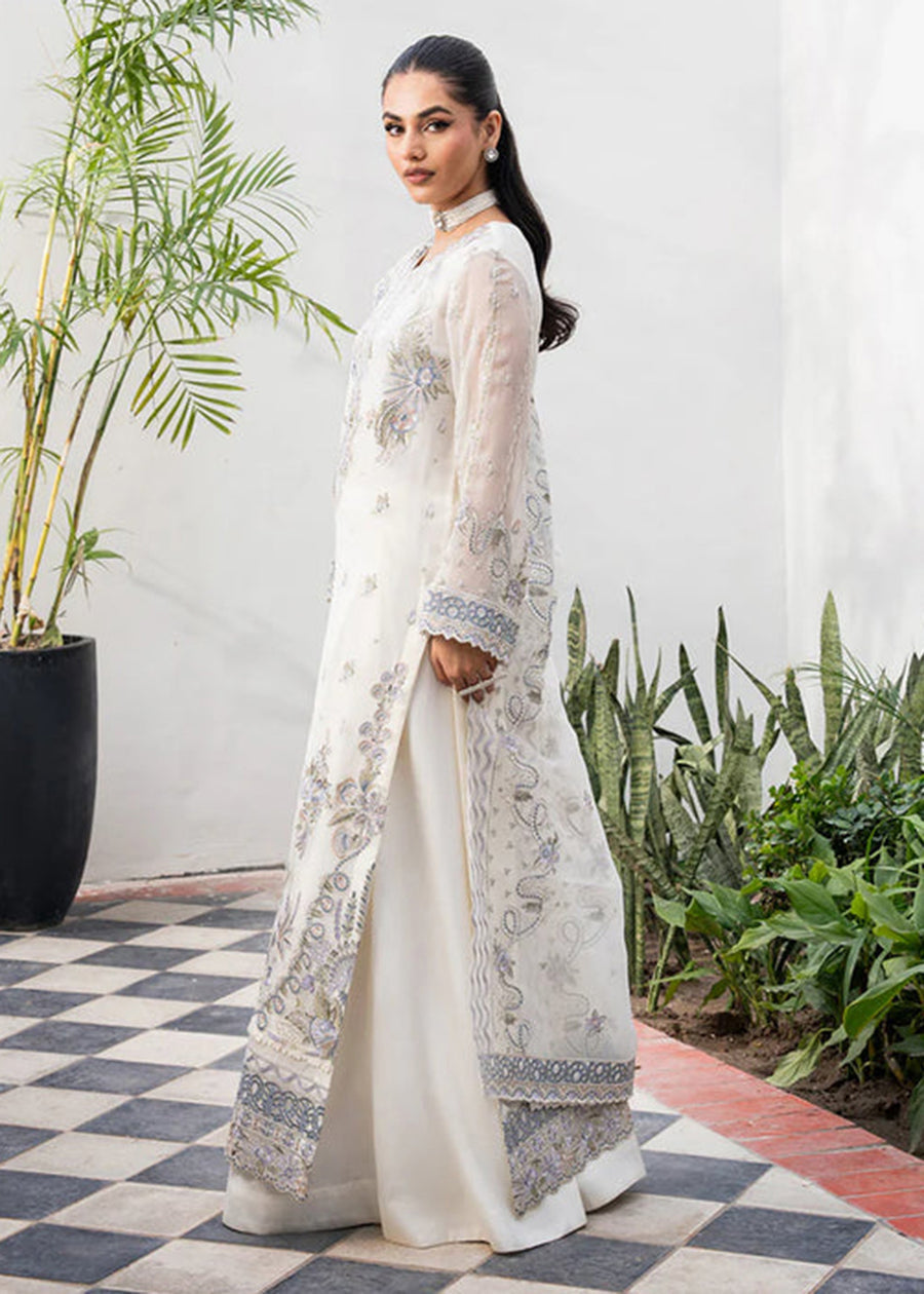 Tarz by Freesia Luxury Collection