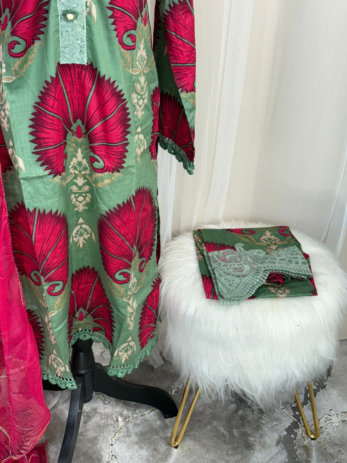 Luxury Embroidered Lawn Ready To Ship