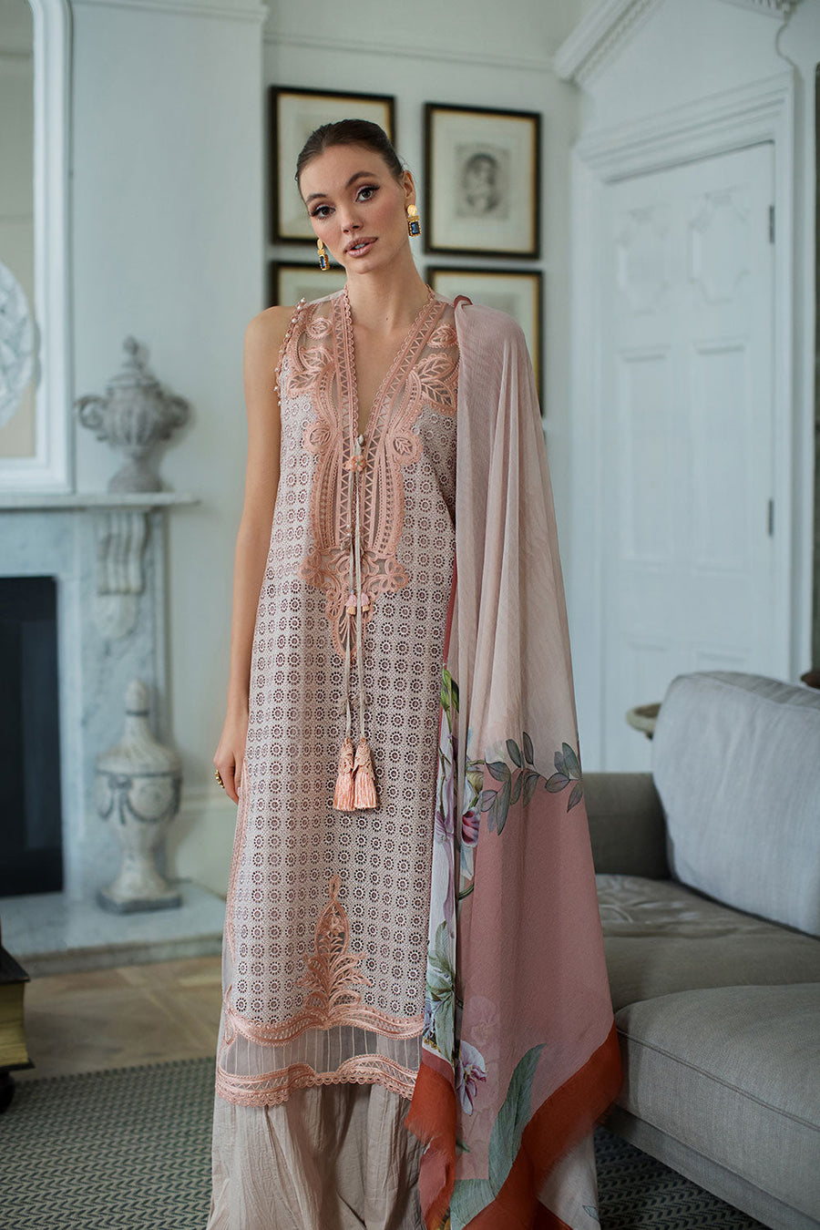 Sobia Nazir Luxury lawn