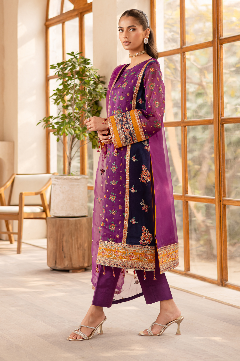 Noore by Emaan Adeel Premium Collection