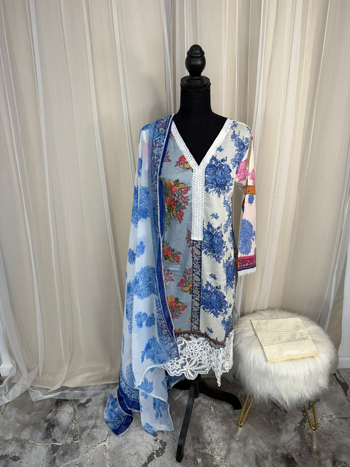 Luxury Embroidered Lawn Ready To Ship