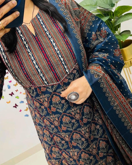 Printed Cotton Kurti Set: Elegant Indian Suit with Dupatta