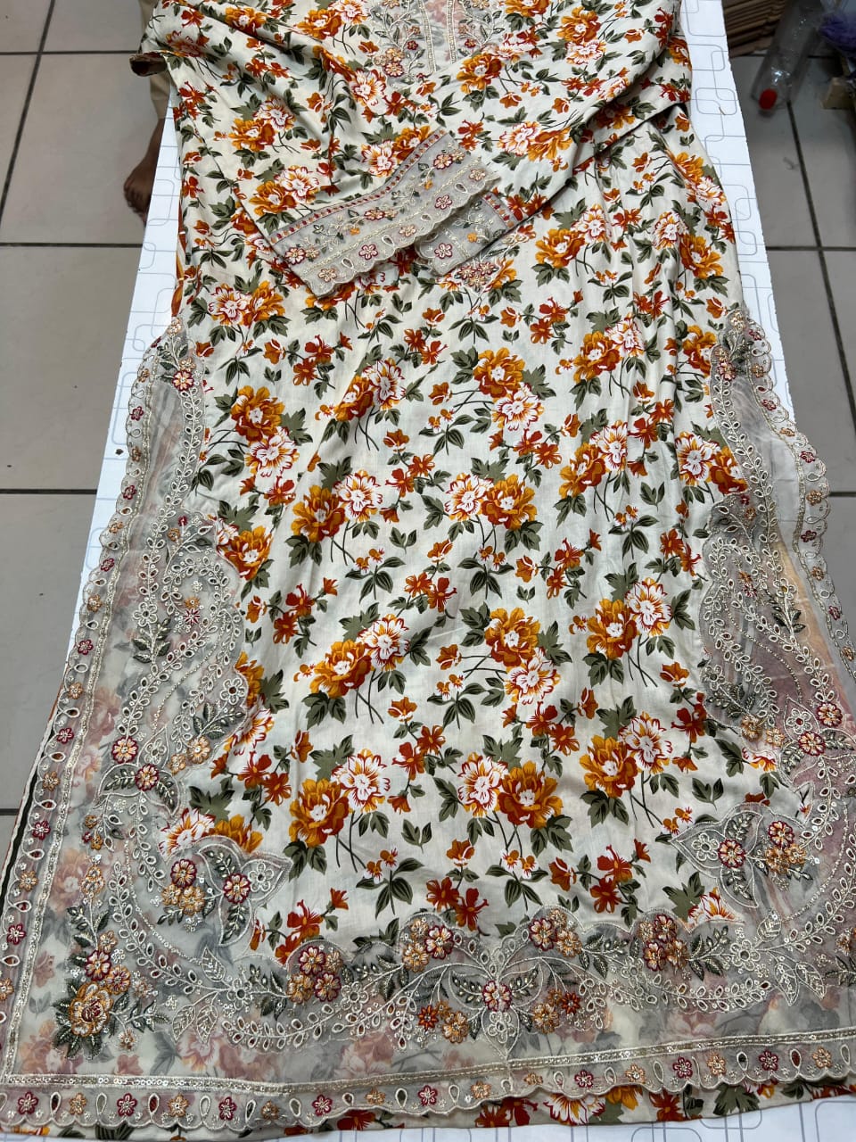 BIN SAEED EMBROIDERED COLLECTION