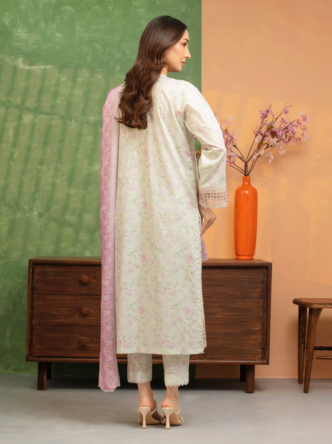 Edenrobe Premium Embroidered Lawn Collection