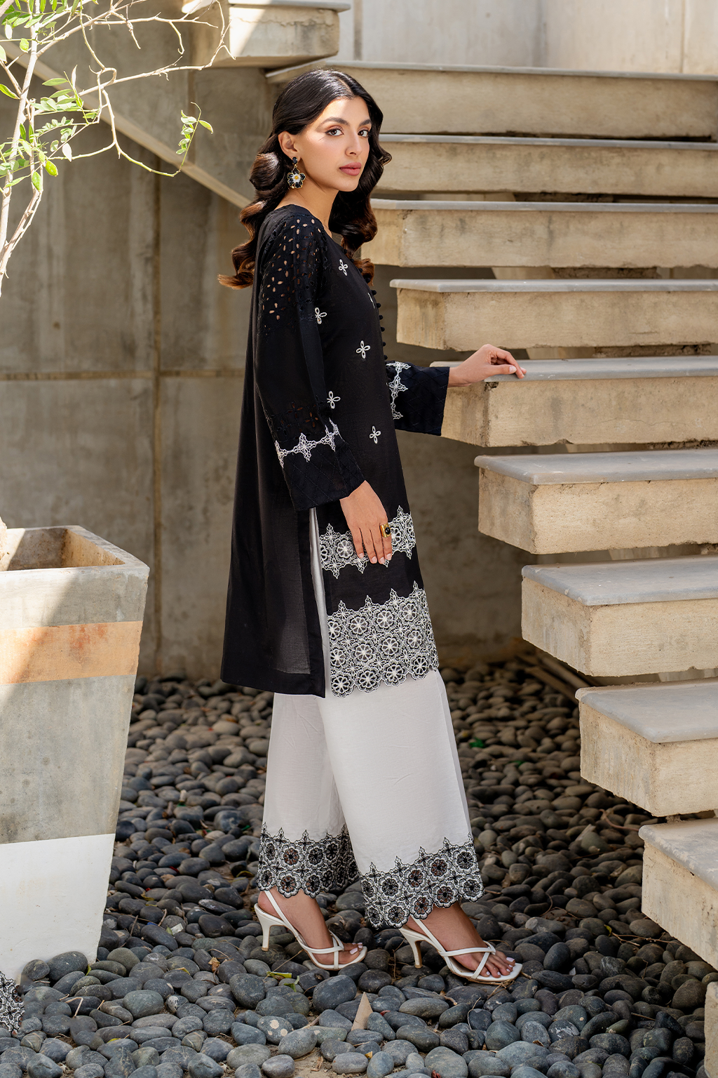 2 PC Embroidered Iznik Lawn  Collection