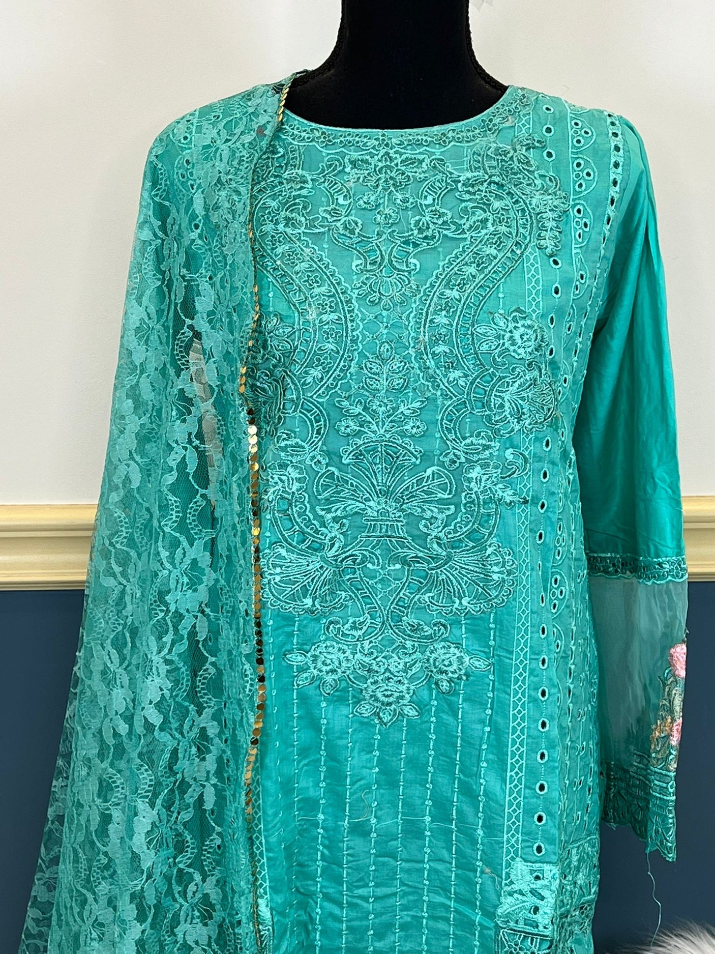 Pakistani Stitched Luxury Embroidered lawn Salwar kameez ready to ship
