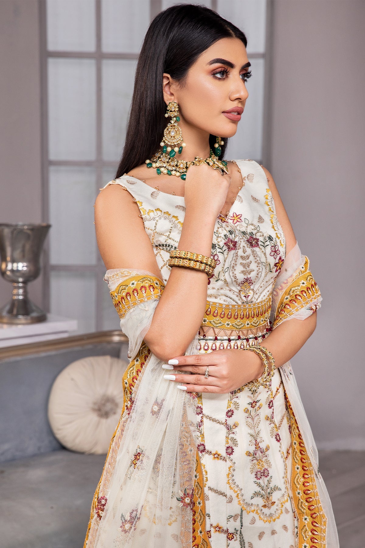 Vasl E Miras by Alizeh Embroidered Collection 100% Original