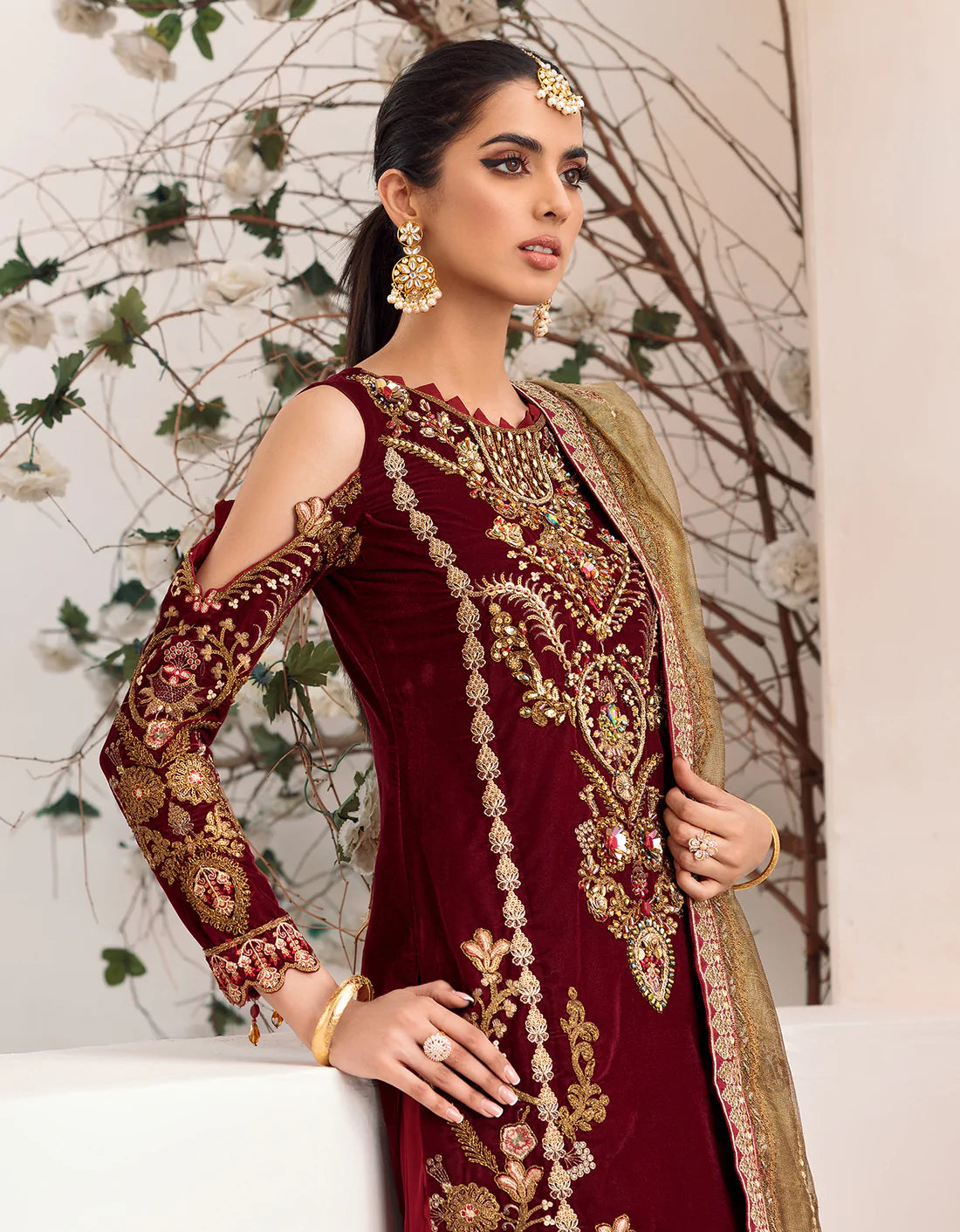 Emaan Adeel Makhmal Premium Velvet 100% Original