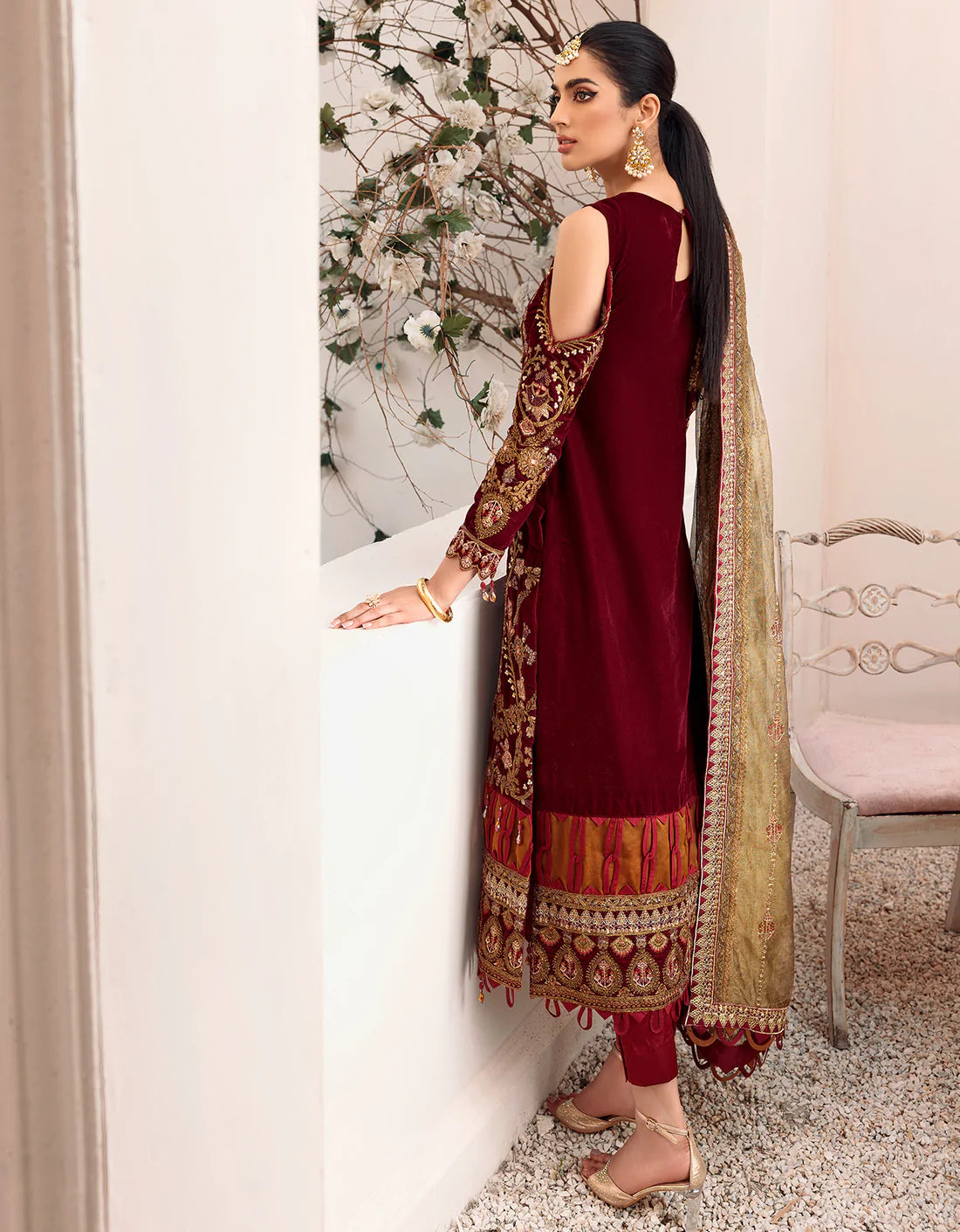 Emaan Adeel Makhmal Premium Velvet 100% Original