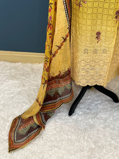 Luxury lawn with pure chiffon dupatta- Ready To Ship