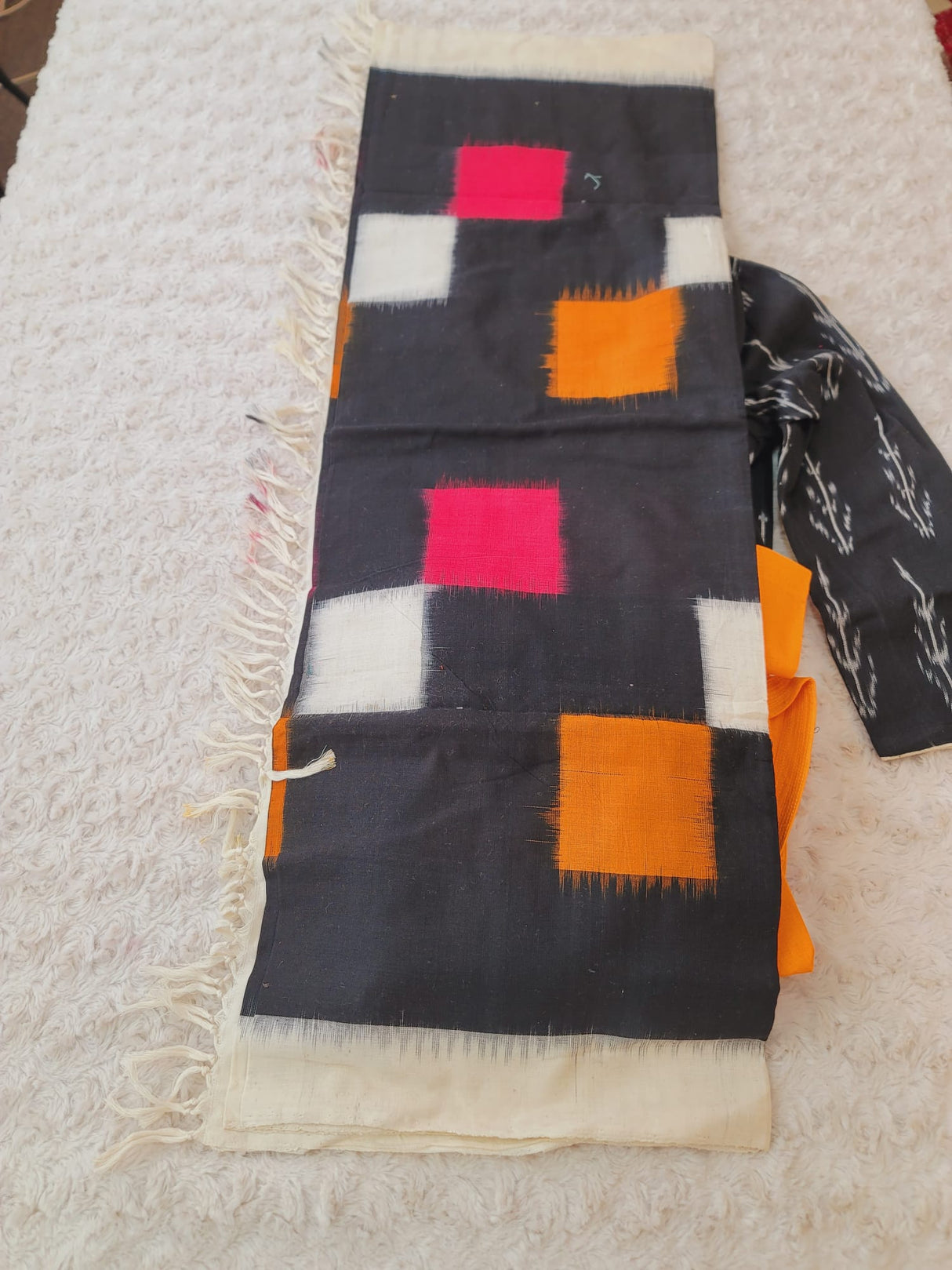 Handloom Ikkat Salwer Kamiz