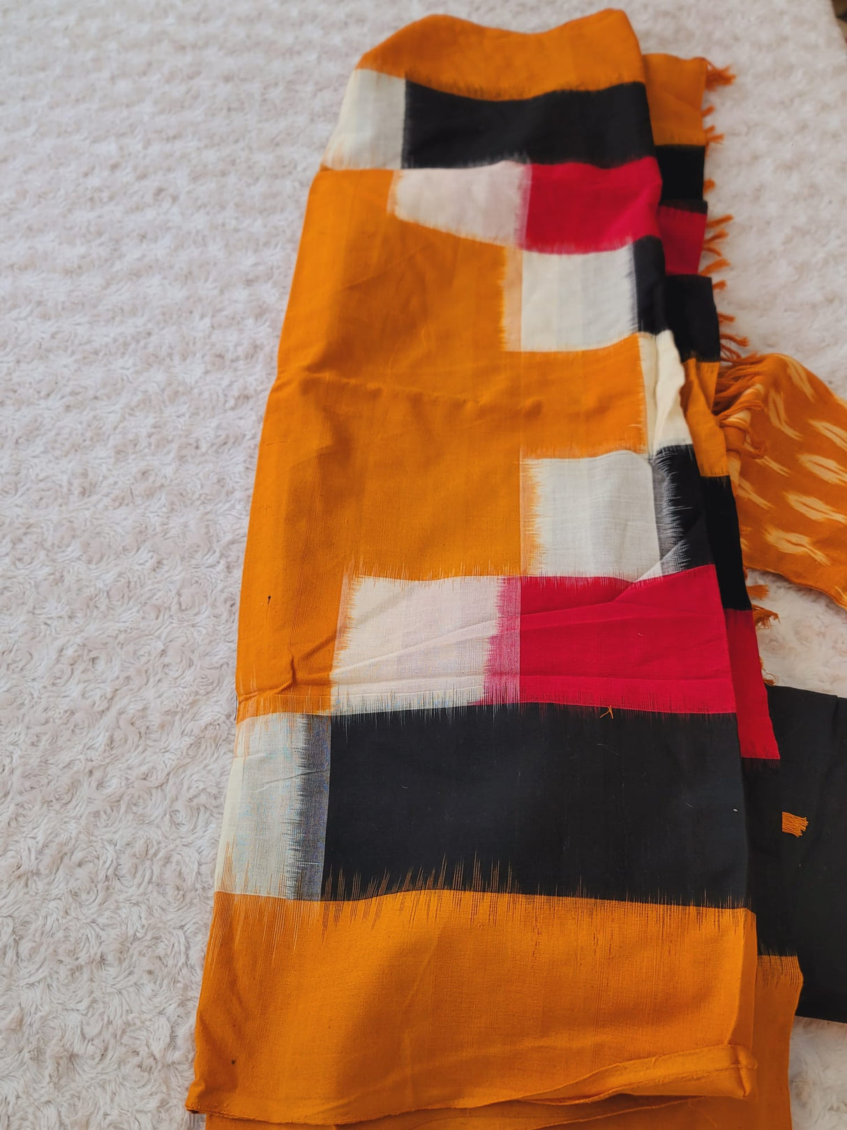 Handloom Ikkat Salwer Kamiz