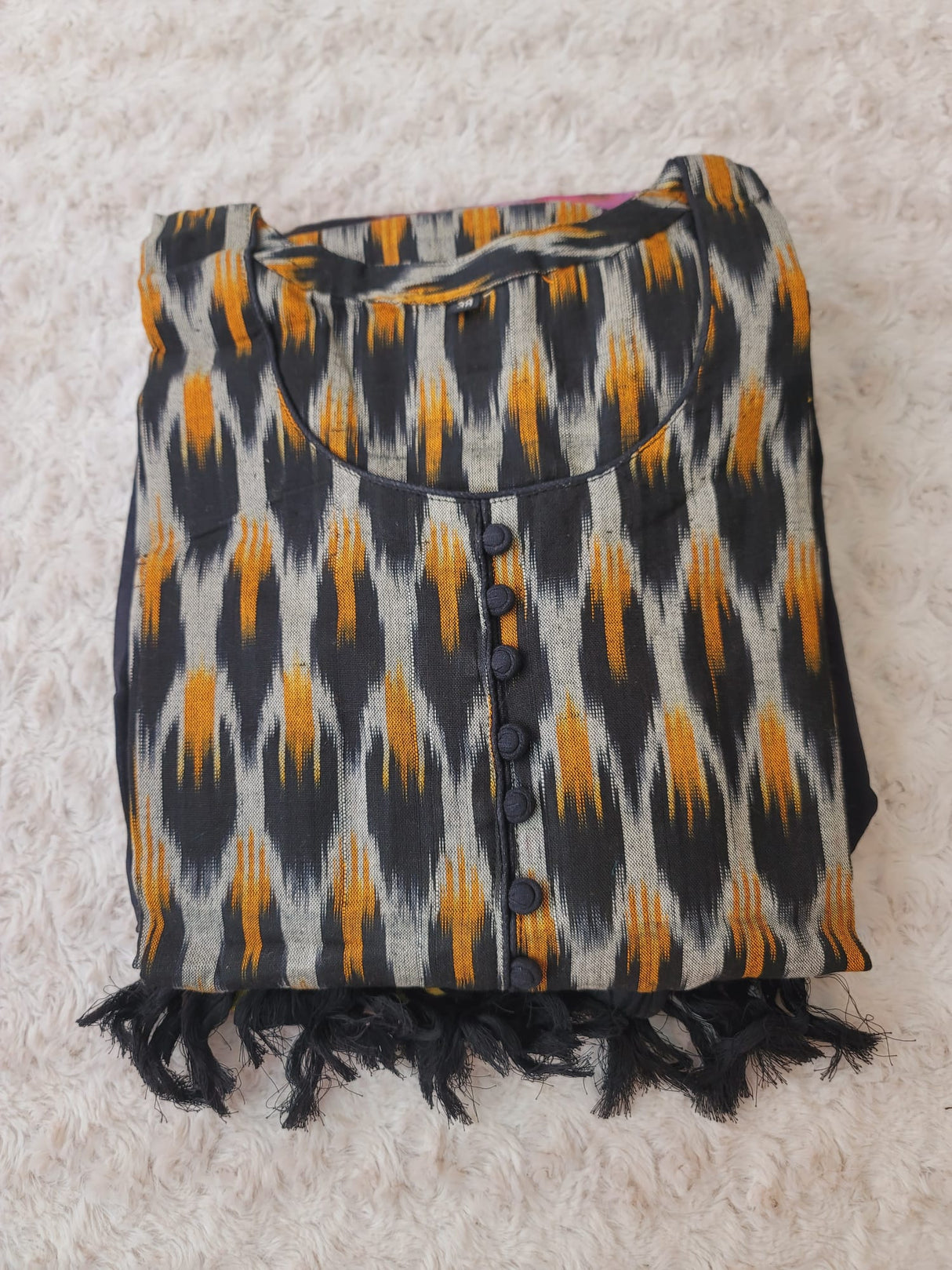 Handloom Ikkat Salwer Kamiz