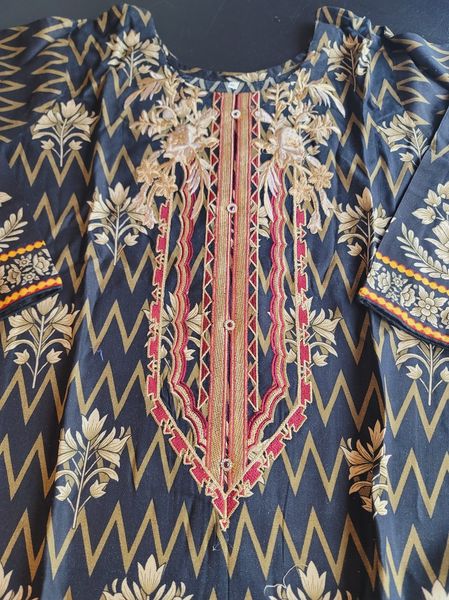 Pakistani Linen Embroidered Salwar kameez Ready To Ship