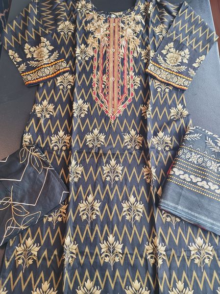 Pakistani Linen Embroidered Salwar kameez Ready To Ship