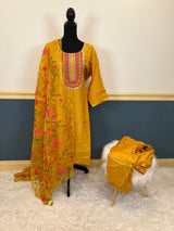 Pure zardousi Delhi Boutique