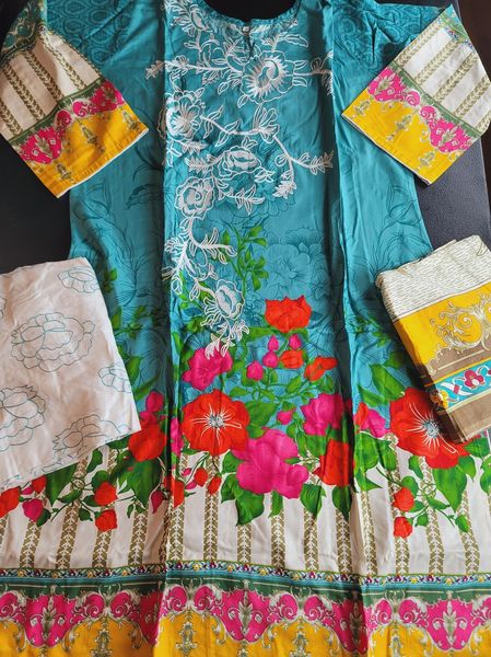 Pakistani Linen Embroidered Salwar kameez Ready To Ship