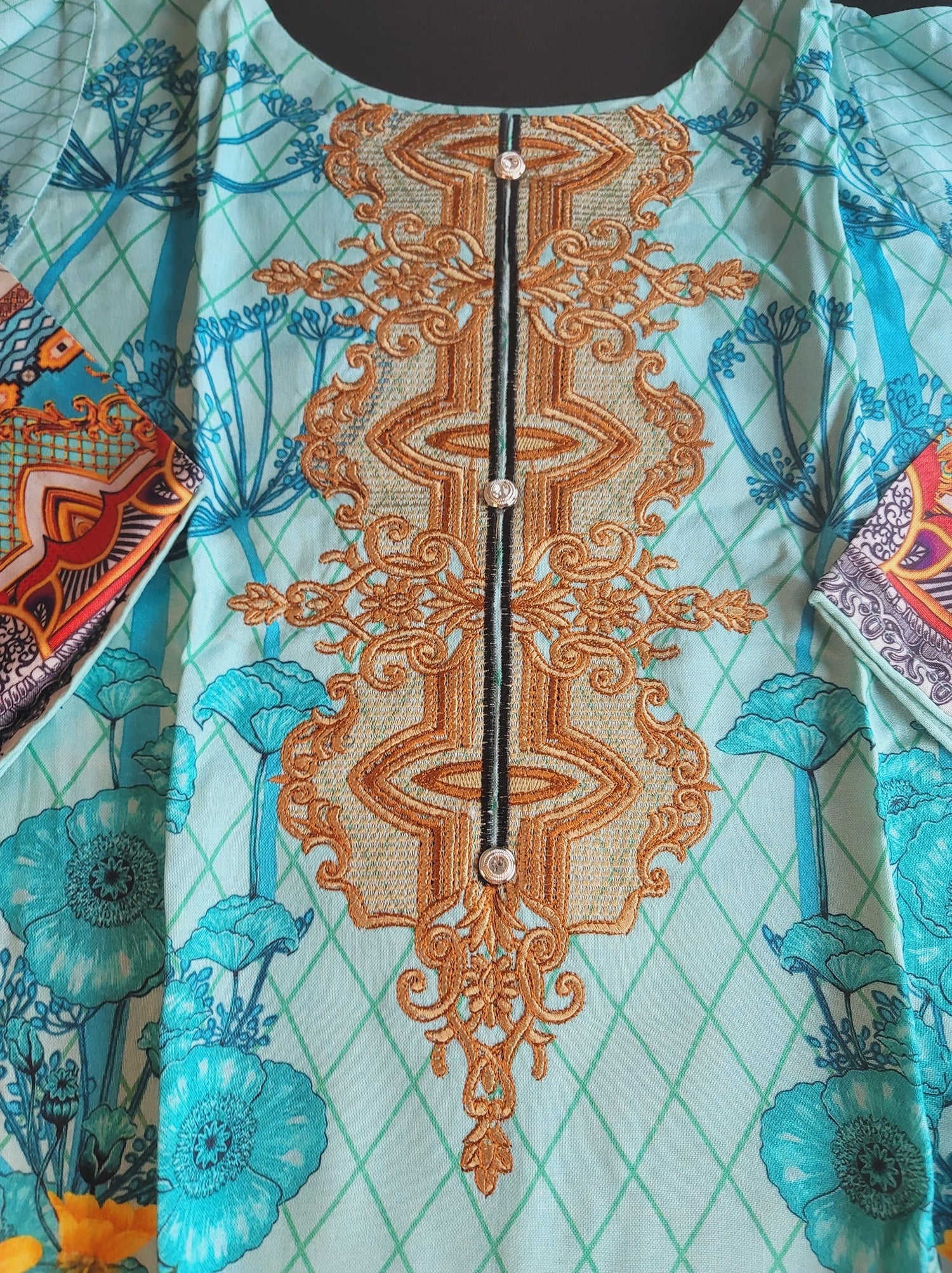 Pakistani linen Embroidered Salwar kameez Ready To Ship