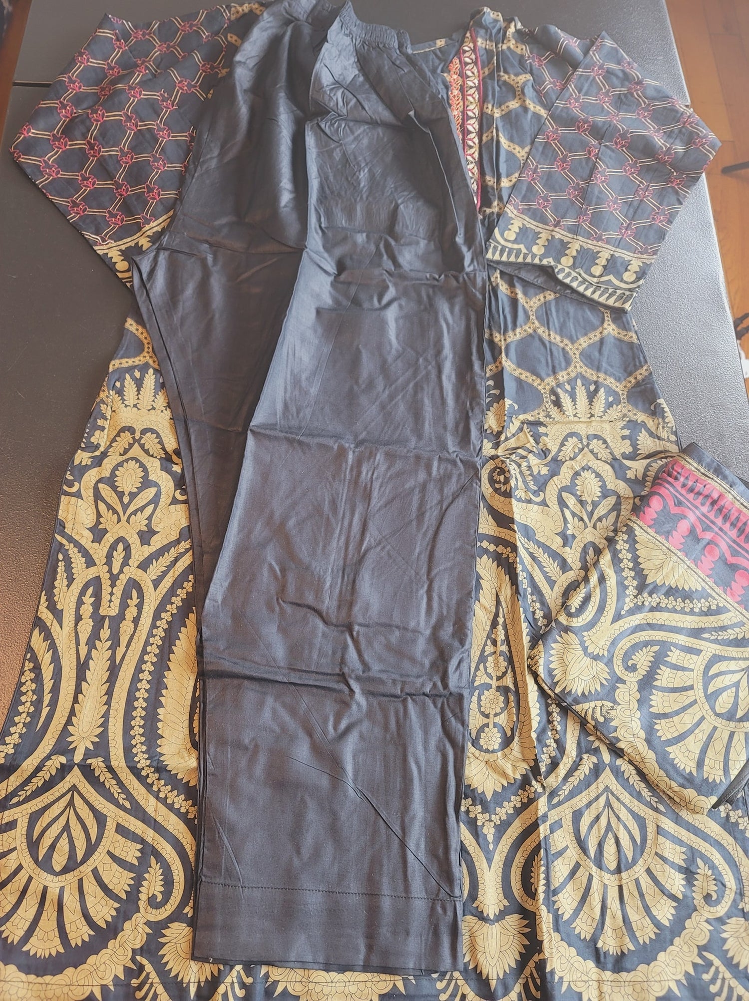 Pakistani linen Embroidered Salwar kameez Ready To Ship