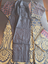 Pakistani linen Embroidered Salwar kameez Ready To Ship