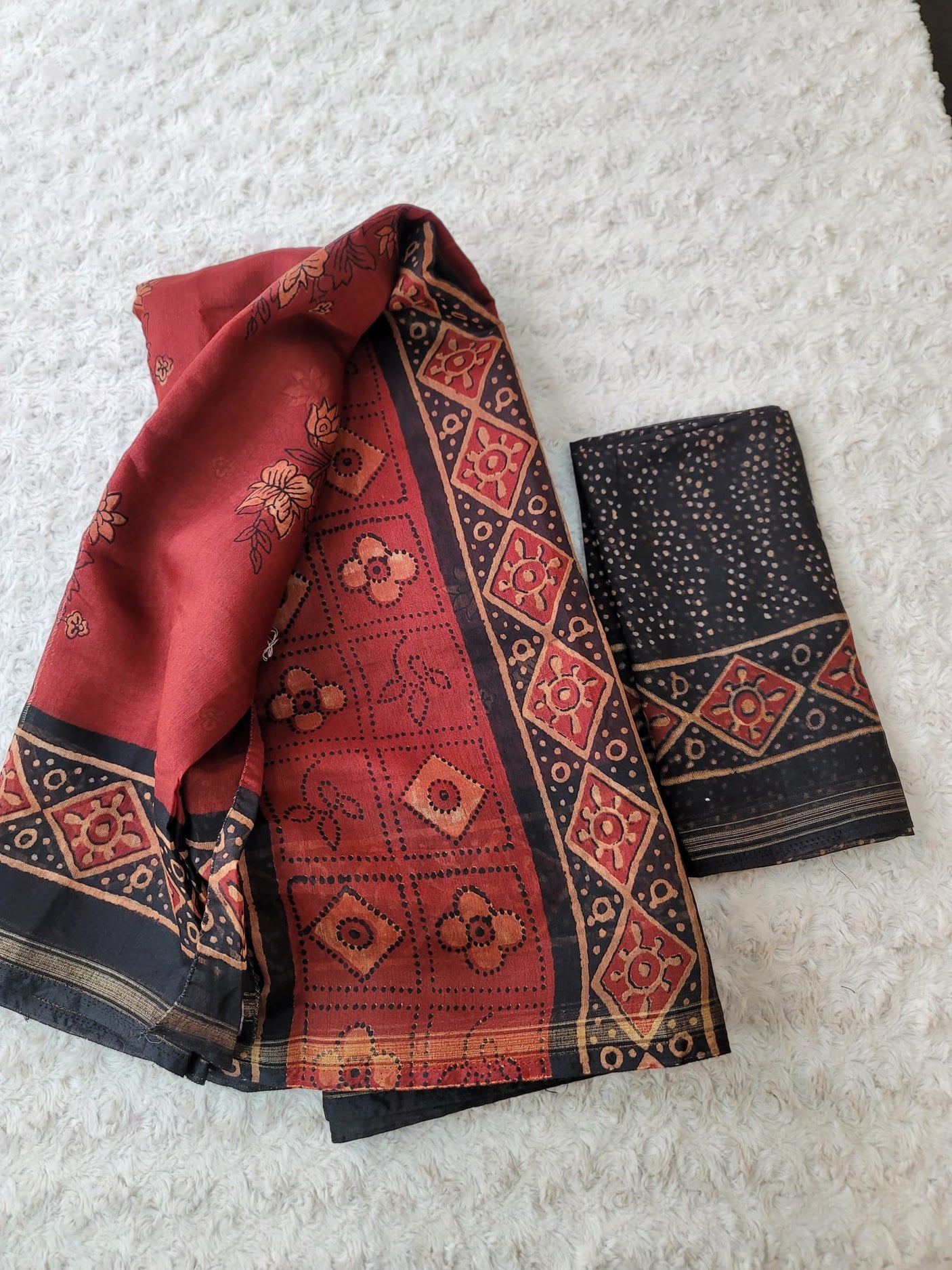 Soft digital printed linen saree