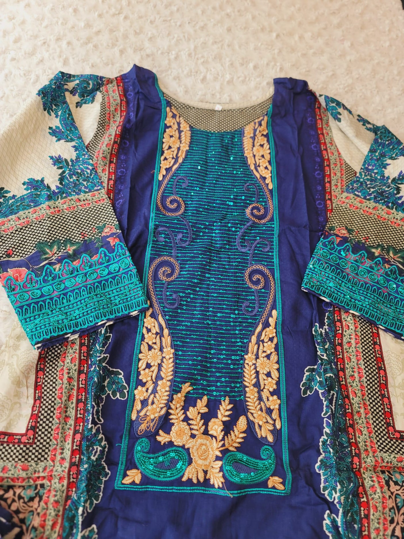 Pakistani Stitched lawn Embroidered Salwar kameez ready to ship